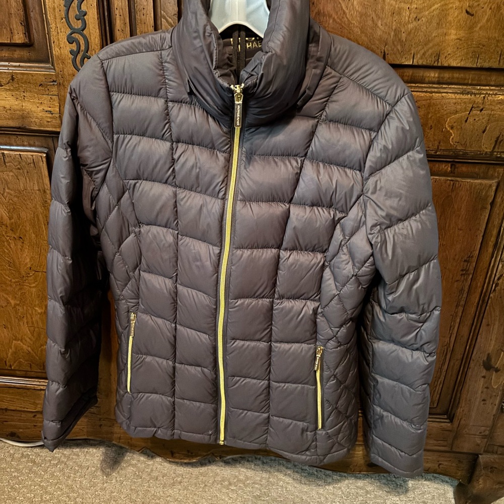 Michael Kors Gray Puffer Jacket with Stand-Up Collar